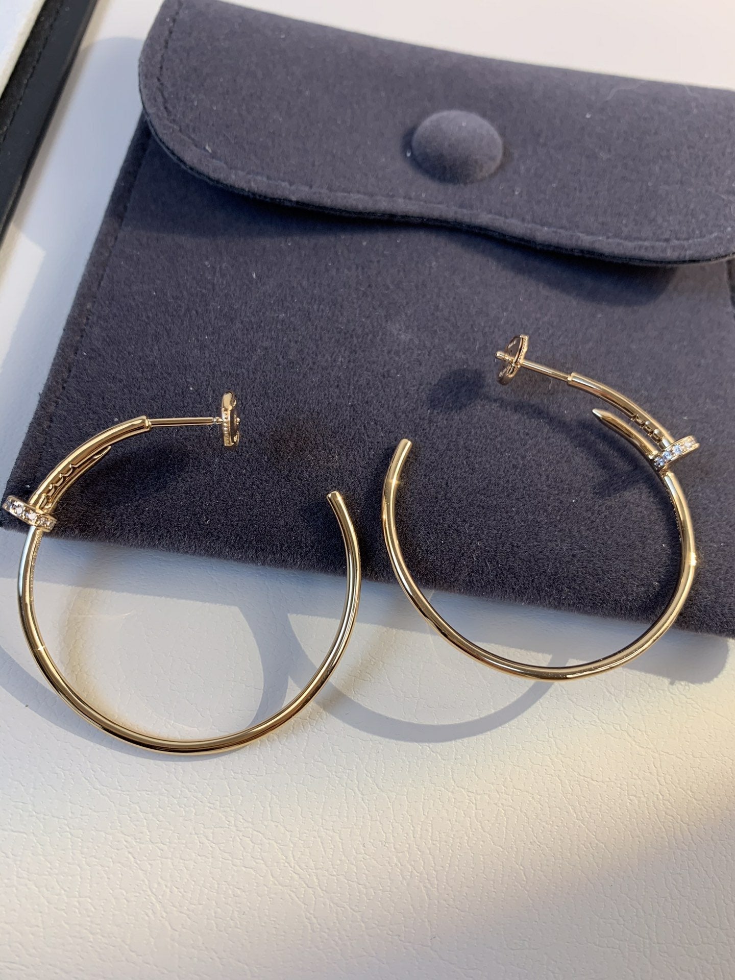 TimiJUSTE EARRINGS GOLD DIAMONDS 1.8MM