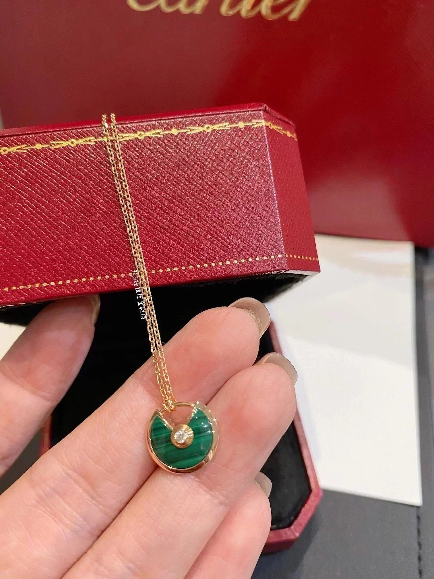 TimiAMULETTE ROSE GOLD MALACHITE NECKLACE