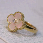 TimiCLOVER PINK MOP RING GOLD DIAMOND