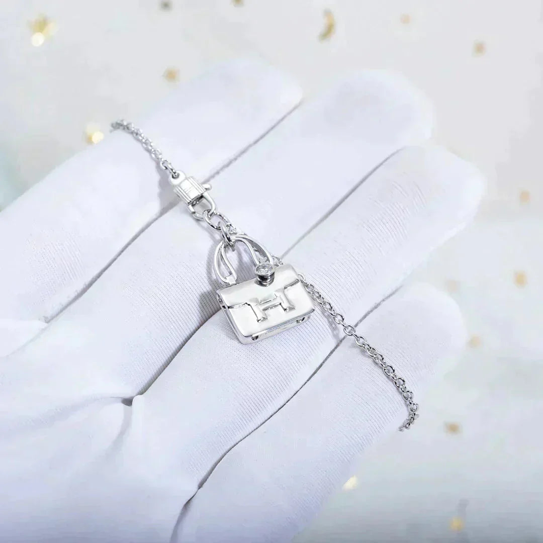 TimiAMULETTE PEDANT SILVER NECKLACE