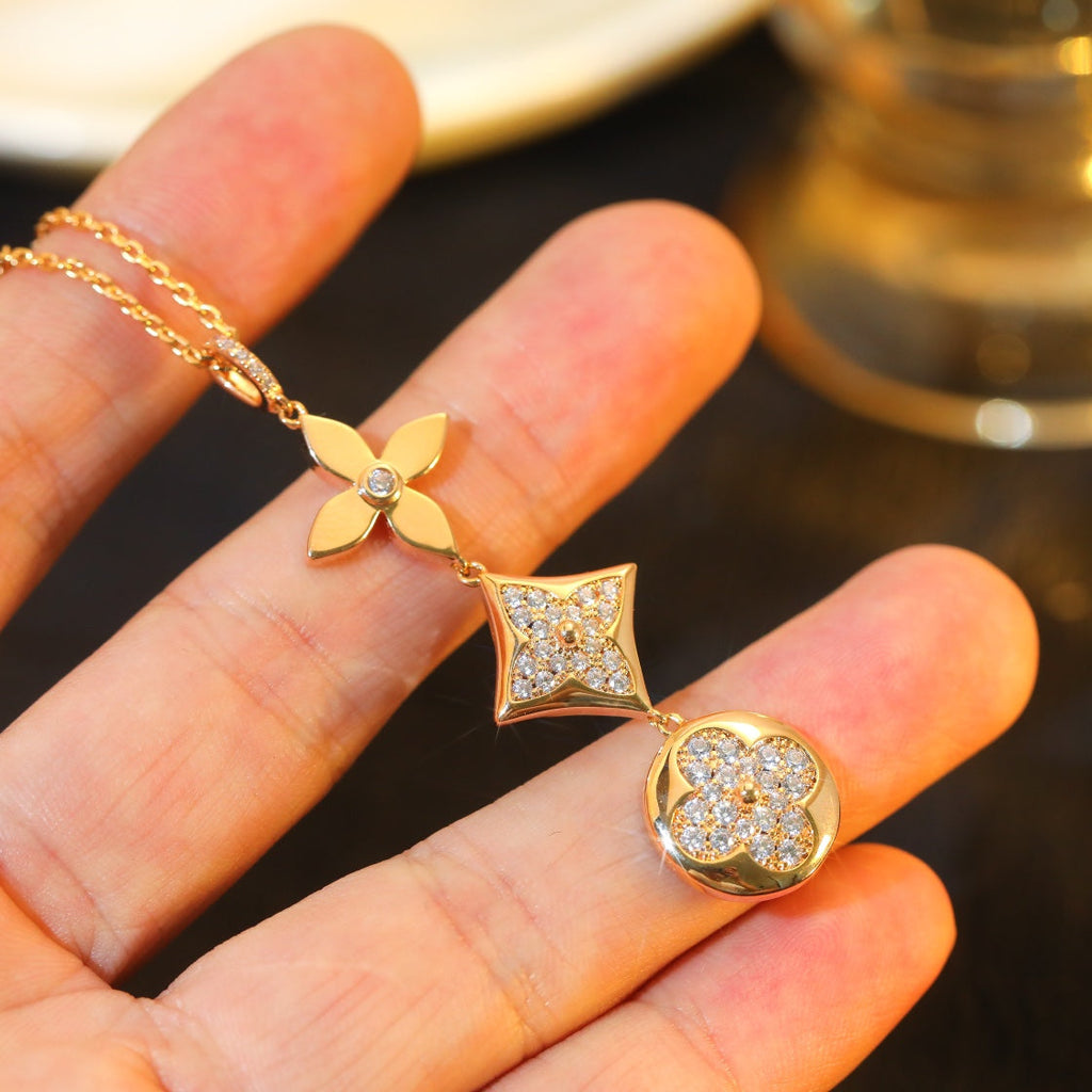 TimiSTAR AND SUN DIAMOND PINK GOLD NECKLACE