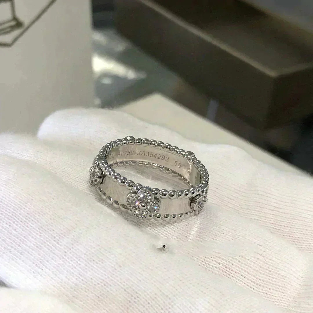 TimiPERLEE DIAMOND RING