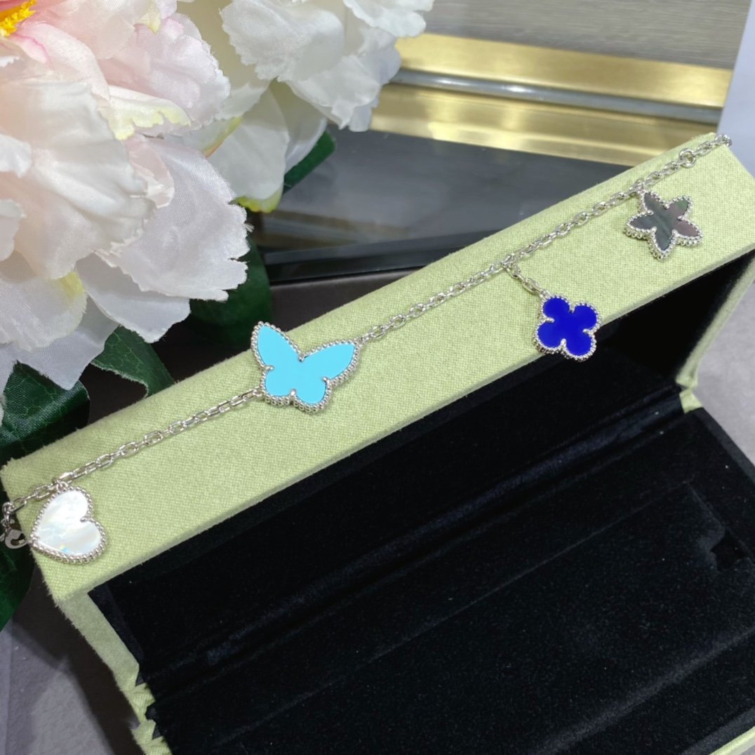 ¡®Timi¡¯LUCKY SPRING SILVER BRACELET 4 MOTIF