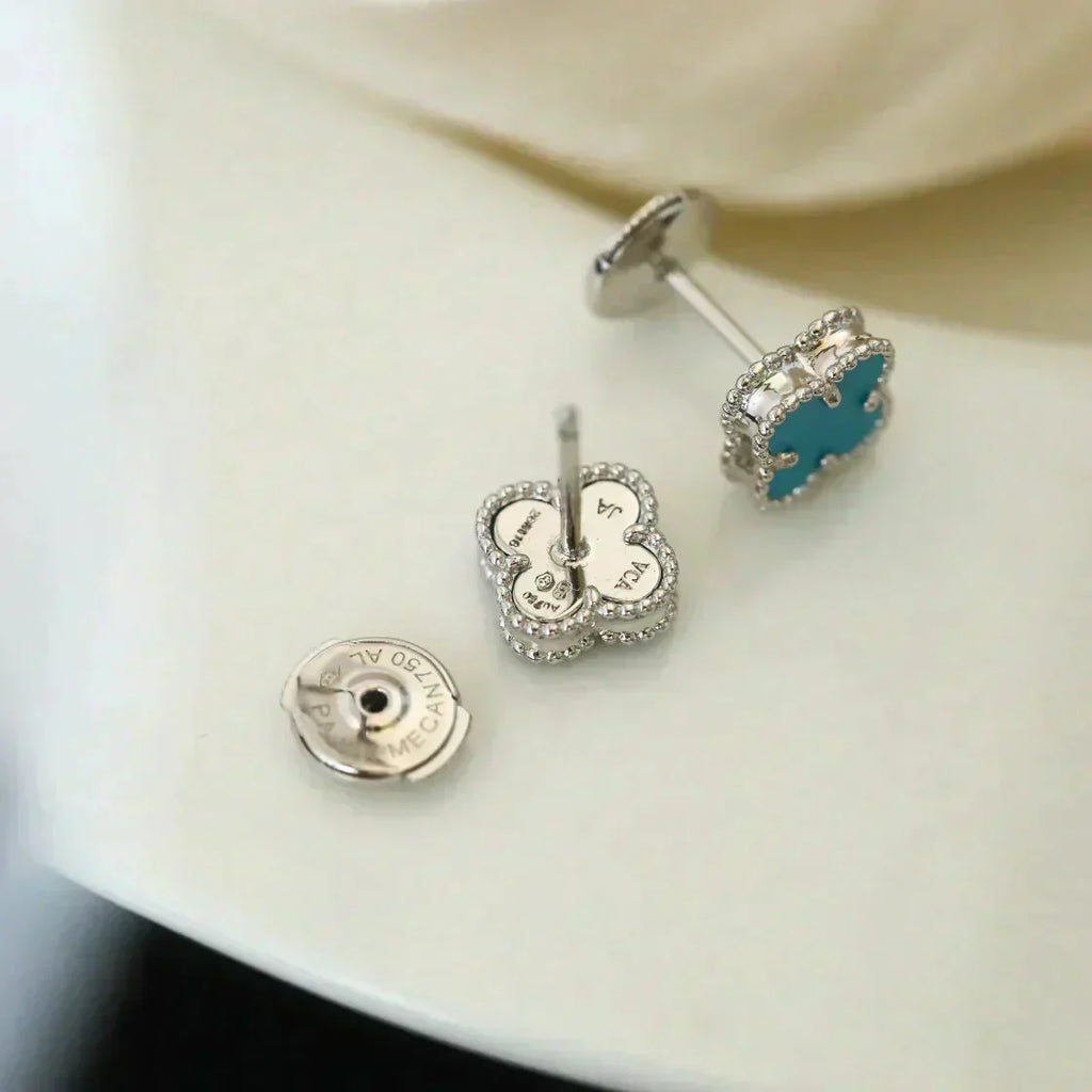 TimiCLOVER MINI 9.5MM ONYX STUD EARRINGS SILVER