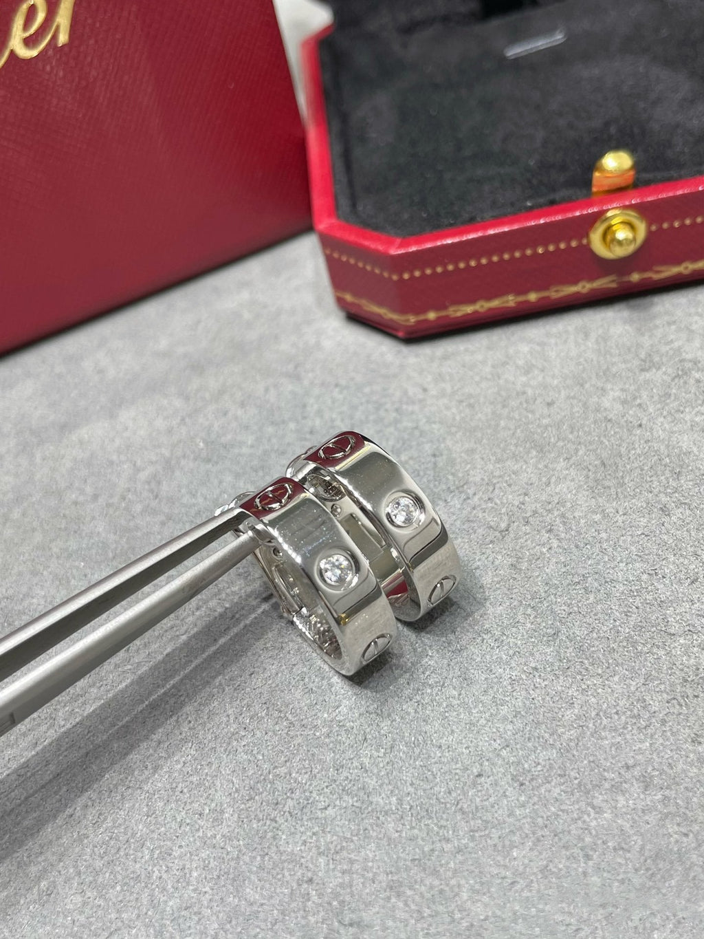 TimiLOVE 5.5MM 1 DIAMOND EARRINGS