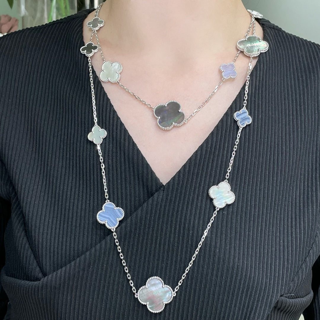 TimiCLOVER 16 MOTIF CHALCEDONY MOP SILVER NECKLACE