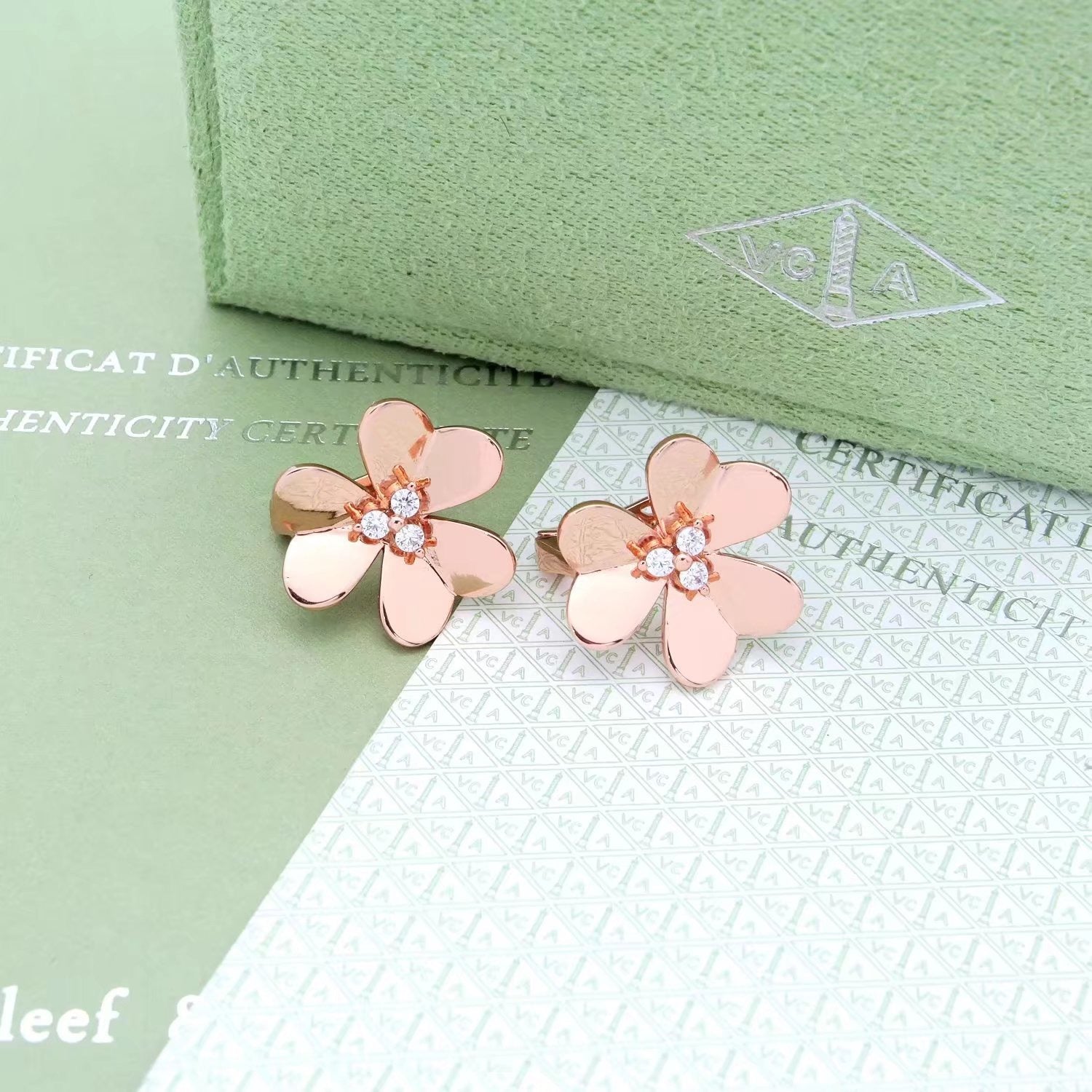 ¡®Timi¡¯FRIVOLE EARRINGS- LARGE MODEL