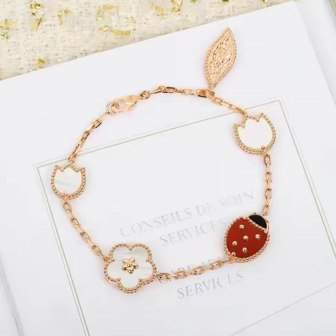 ¡®Timi¡¯LUCKY SPRING 5 MOTIF BRACELET