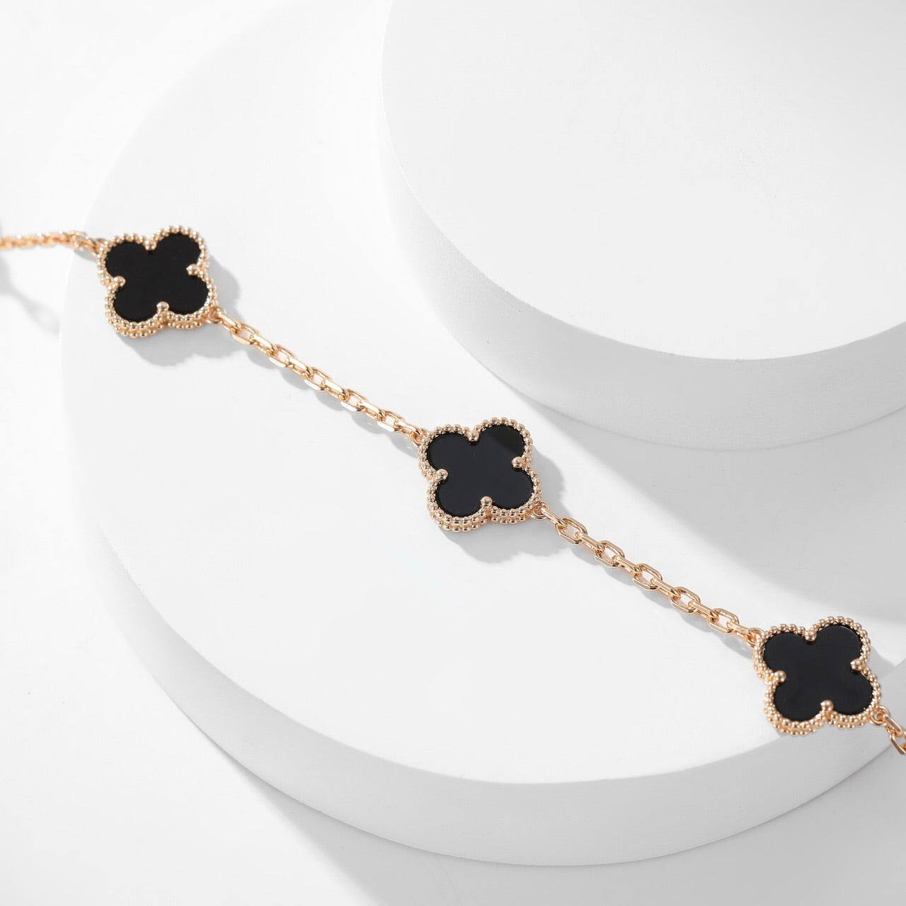 TimiCLOVER 10 MOTIFS ONYX NECKLACE