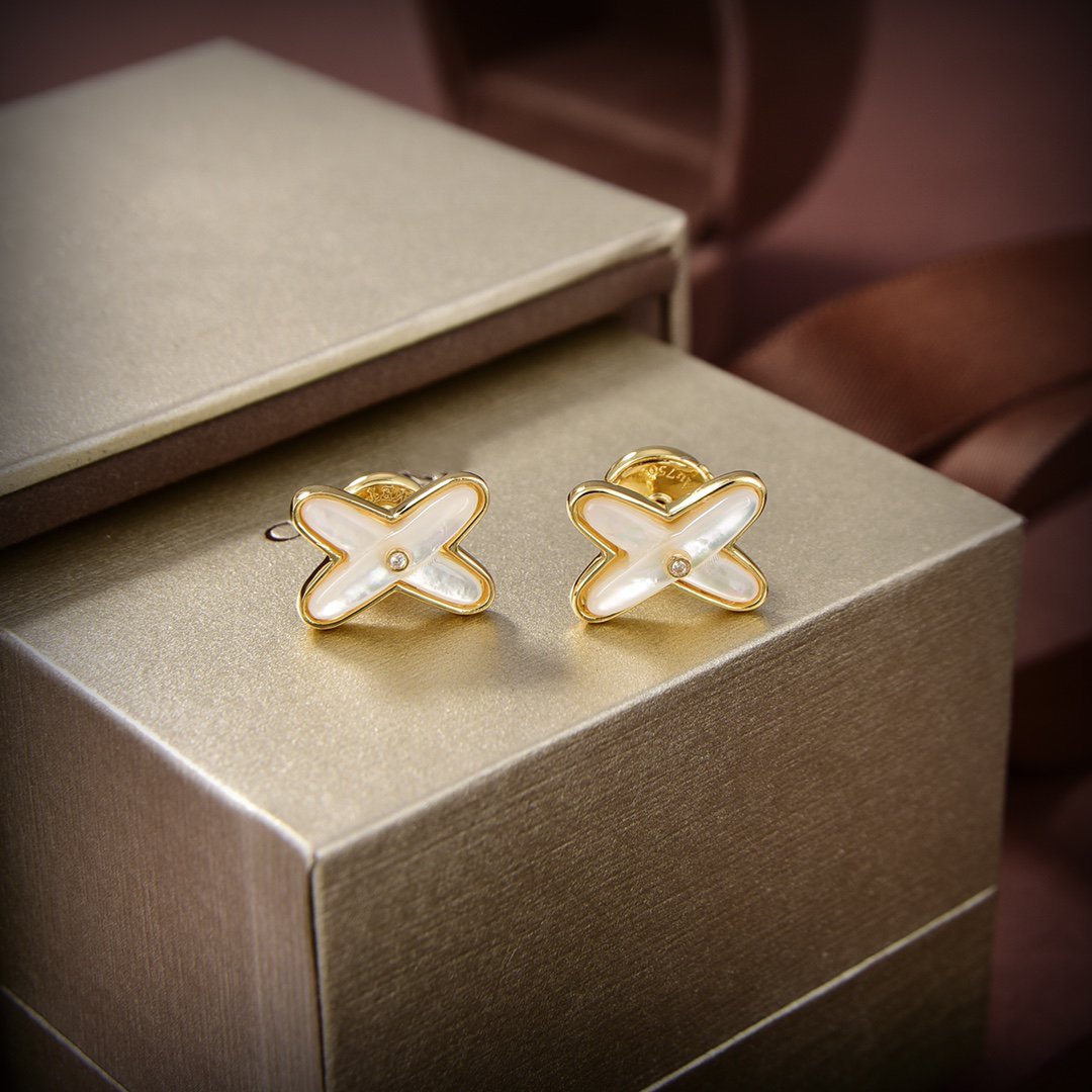 TimiJEUX DE WHITE MOP GOLD DIAMOND EARRINGS
