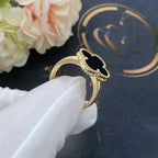 TimiCLOVER ONYX RING